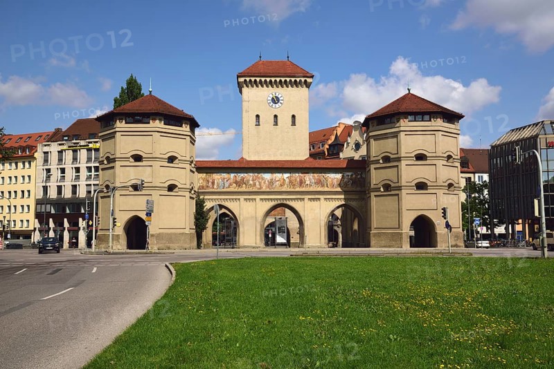 Europe, Germany, Bavaria, Munich, Isartor, part of the old city wall, now Valentin-Karlstadt Museum, Europe