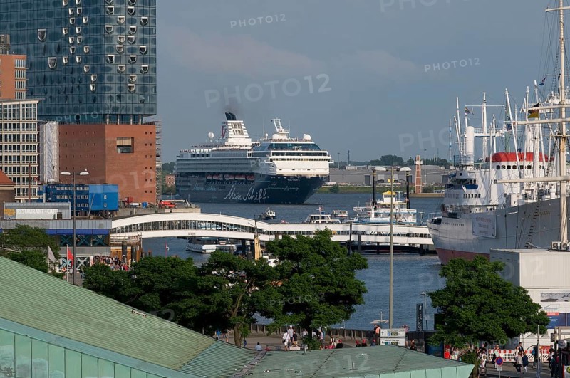Europe, Germany, Hamburg, Elbe, harbour, Elbe Philharmonic Hall, passenger ship Mein Schiff 1, Hamburg, Hamburg, Federal Republic of Germany, Europe