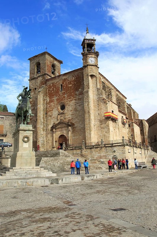 Iglesia de San Martin church and Pizarro statue in historic medieval town of Trujillo, Caceres province, Extremadura, Spain, Europe