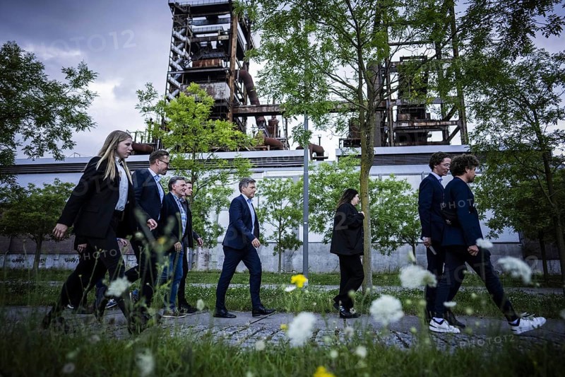 The Federal Minister for Economic Affairs and Climate Protection Robert Habeck (Alliance 90/The Greens) on the road in Dortmund. Press statement on the announcement of Annalena Bärbock's decision not to run for chancellor Photographed on behalf of the BMWK