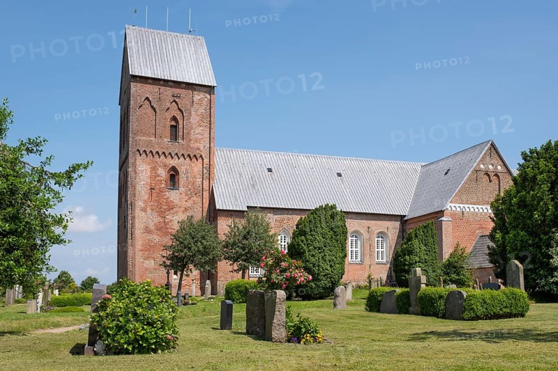 St. Johannis Church at the cemetery, Friesendom, Nieblum, Föhr, North Sea island, North Frisia, Schleswig-Holstein, Germany, Europe