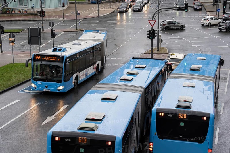 WSW buses at the central bus station, WSW buses, at the main railway station, Wuppertal, North Rhine-Westphalia, Germany, Europe