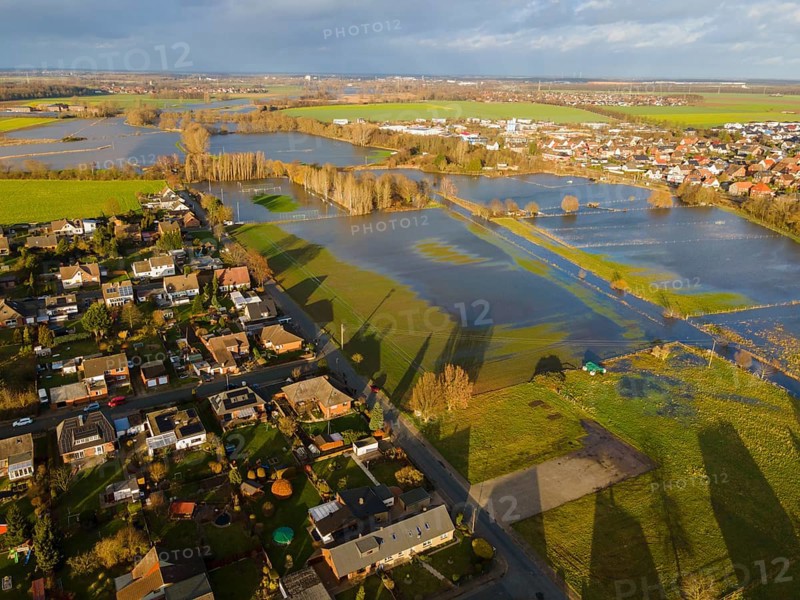 Aerial view of residential area next to lakes due to flooding, under cloudy sky, Christmas, 2023, Fuhse, Ölsburg, Ilsede, Peine, Lower Saxony, Germany, Europe