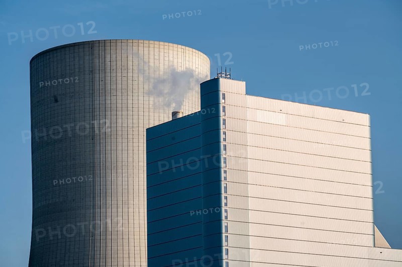 The Datteln 4 hard coal-fired power plant, operated by Uniper, on the Dormtund-Ems Canal, scheduled to go online in summer 2020 following the coal compromise, boiler house and cooling tower, Datteln, Germany, Europe
