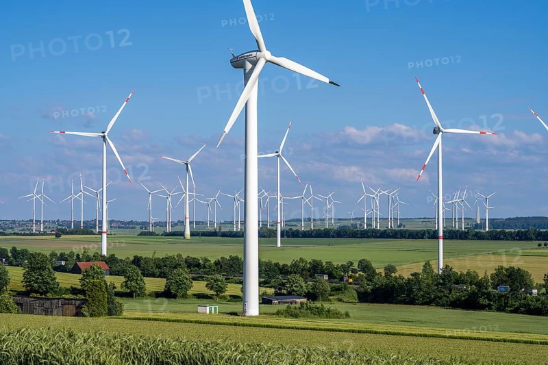 Wind farm north-east of Bad Wünnenberg, East Westphalia Lippe, Paderborn district, with the A44 motorway running through the middle, North Rhine-Westphalia, Germany, Europe