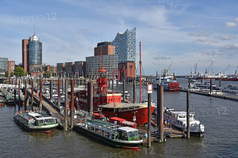 Europe, Germany, Hanseatic City of Hamburg, Sports Boat Harbour, Old Lightship, View to Elbe Philharmonic Hall and HafenCity, Europe