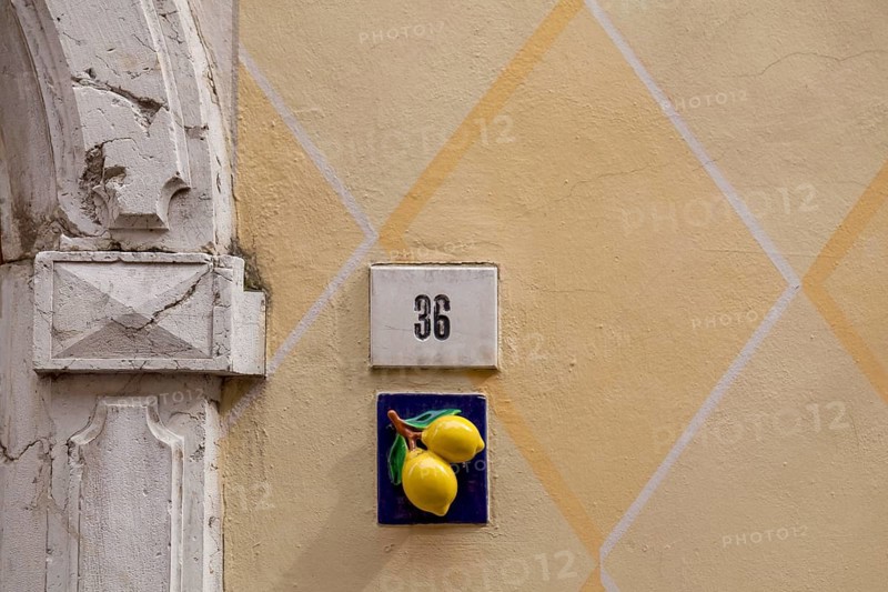 House number with lemon decoration, Limone sul Garda, Lake Garda, Province of Brescia, Lombardy, Italy, Europe
