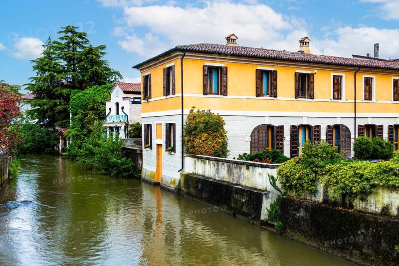 By the river Lemene, medieval old town, Portogruaro, Veneto, Friuli, Italy, Portogruaro, Veneto, Italy, Europe