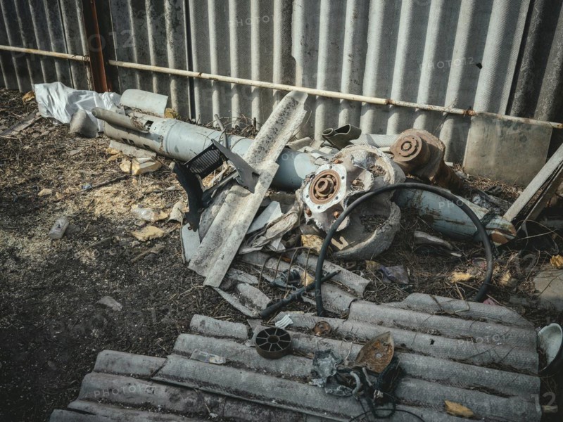 Rocket part in the yard of a small farmhouse in the village of Borshchivka, the front is only a few kilometres away as the crow flies, Borshchivka, Raion Isyum, Kharkiv Oblast, Ukraine, Europe