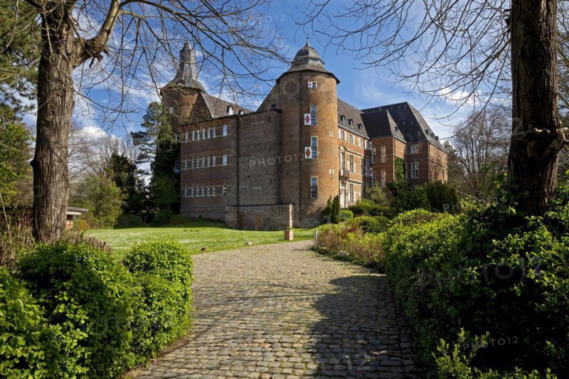 Bedburg Castle, former moated castle in the Erft lowlands, Rhine-Erft district, Lower Rhine, North Rhine-Westphalia, Germany, Europe