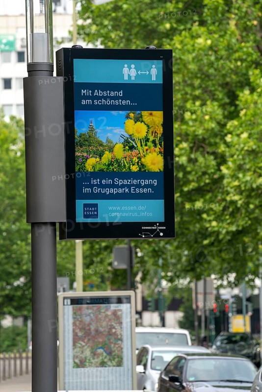 Smart Poles, intelligent street lamps, test run, EON and the city of Essen are testing street lamps that measure environmental data, provide electricity for electric cars, are parking guidance systems, offer WLAN, are emergency call pillars and digital display panels, Essen, North Rhine-Westphalia, Germany, Europe