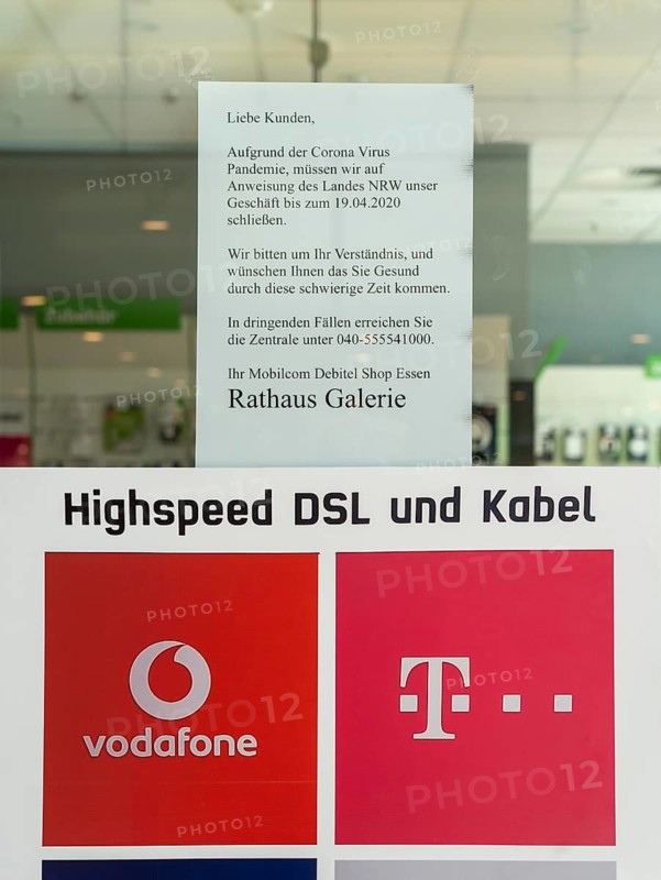 Effects of the coronavirus pandemic in Germany, Essen, Telekom Laden