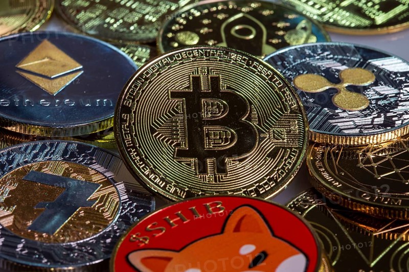 Various cryptocurrencies, symbol coins, optical placeholder for the digital currency, blockchain, Bitcoin, Ripple, Ethereum, Shiba Inu, Eos, Litecoin, Monero, Stellar, Adalevea, Qtum Blockchain, Tron, Maya