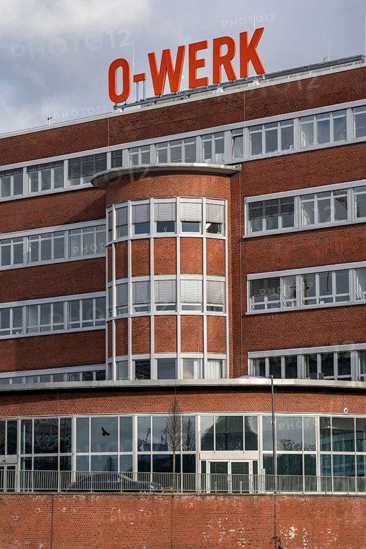 O-Werk, former administration building of the Opel plant in Bochum, now the centrepiece of the O-Werk Campus, an office complex with over 70, 000 square metres of space, part of the MARK 51°7 site, the entire site of the old Opel site, which is being repurposed as an industrial, technology and knowledge campus, Bochum, North Rhine-Westphalia, Germany, Europe