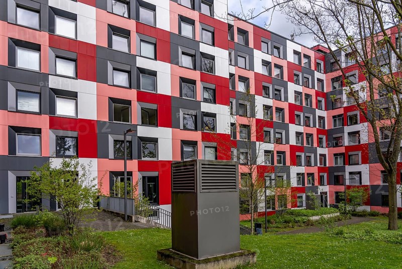 Student hall of residence of the Studierendenwerk Essen-Duisburg in Essen, over 310 furnished rooms are rented to students, North Rhine-Westphalia, Germany, Europe