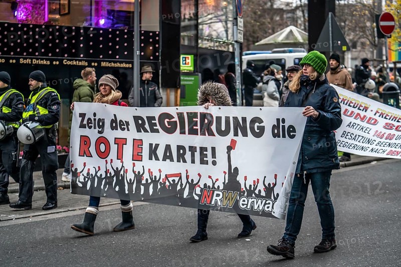 Demo by the group North Rhine-Westphalia Erwacht, a mixture of anti-vaccination activists, lateral thinkers, right-wing radicals, conspiracy theorists, nationalists, Essen, North Rhine-Westphalia, Germany, Europe