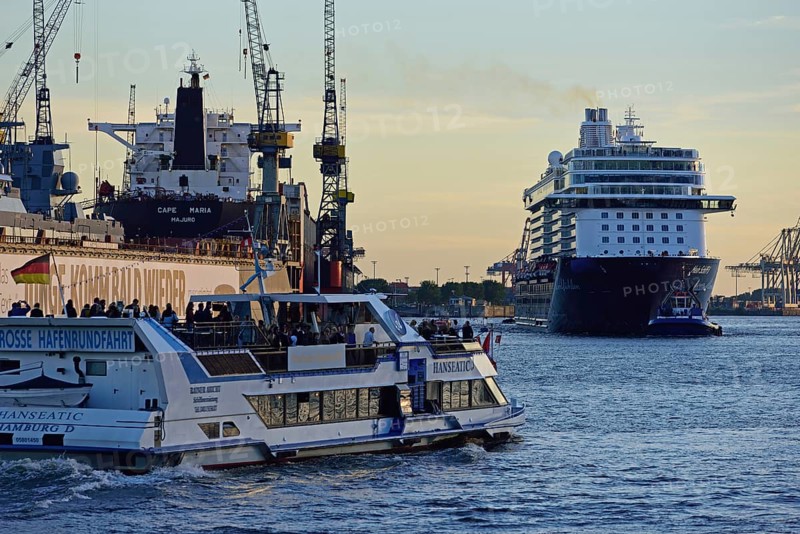 Germany, Hamburg, harbour, cruise ship, Mein Schiff 6, Europe