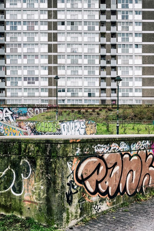 Social housing, flat, apartment block, social housing, housing, anonymous, panel building, real estate, rent, apartment block, rent price, architecture, home, order, building, facade, high-rise, social housing, social, house, symmetry, equal, graphic, pattern, concrete, balcony, home, poverty, graffiti, Brussels, Belgium, Europe