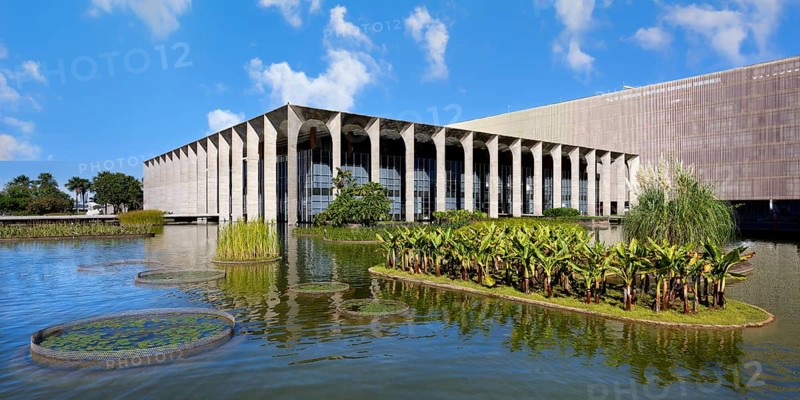 Foreign Ministry building, Itamaraty Palace or Palace of the Arches, designed by Oscar Niemeyer, World Heritage Site, Brasilia, Federal district, Brazil, South America