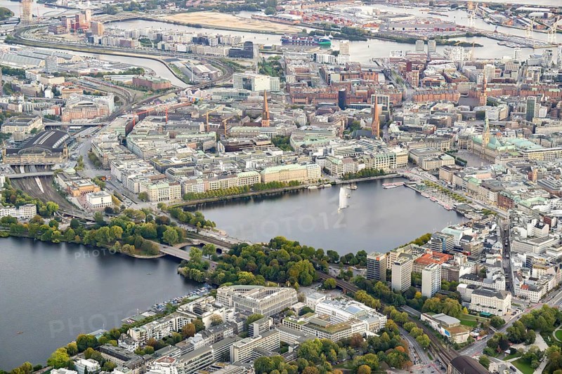 Aerial view of the Inner Alster and Outer Alster Lake with Jungfernstieg, City Hall, Speicherstadt and Elbe, Hamburg, Germany, Europe