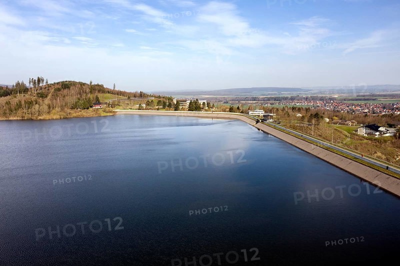 Dam of the Granetal dam. The dam has a capacity of 46.4 million cubic metres of water, Langelsheim, 07.04.2023