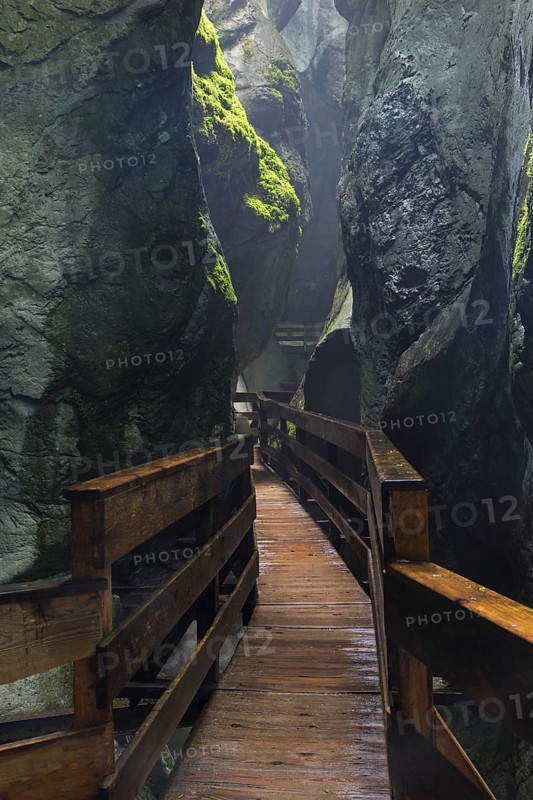 Wooden walkway in the Seisenbergklamm, Seisenbachklamm, gorge near Weißbach bei Lofer, Saalachtal, Salzburg, Salzburger Land, Austria, Europe