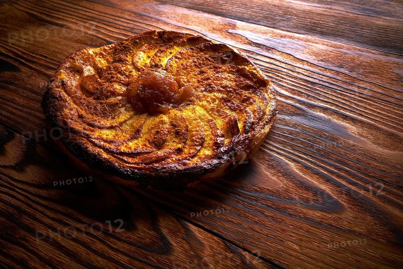 Apple tatin pie cake on puff pastry dessert