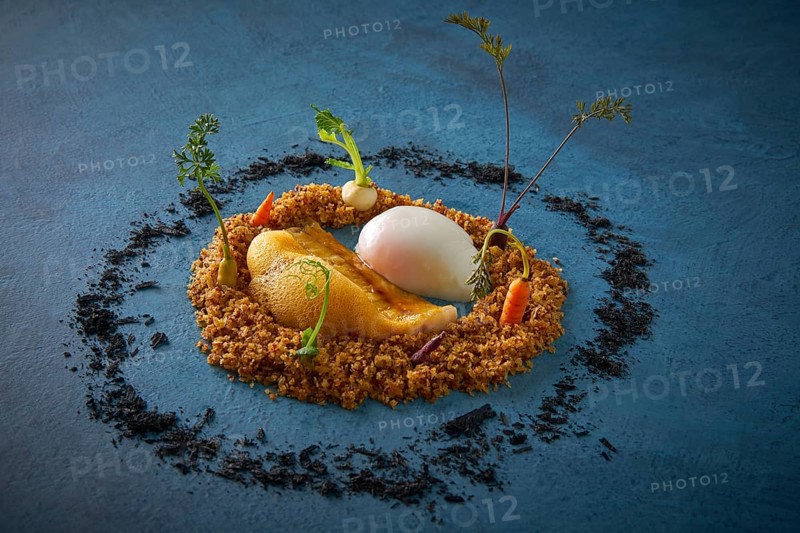 Eel recipe with eggs at low temperature foam and crispy as a round garden