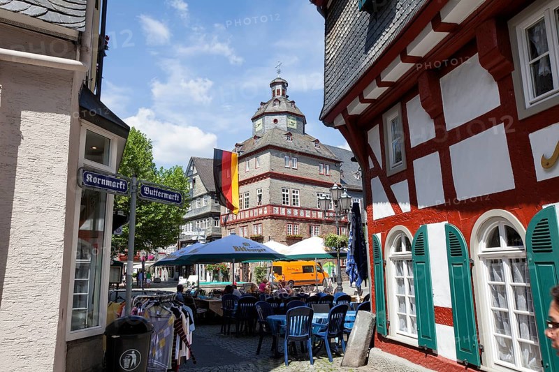 City hall, Buttermarkt butter market, historic old town of Herborn, Hesse, Germany, Europe, Rathaus, Buttermarkt, historische Altstadt von Herborn, Hessen, Deutschland, Europa, Europe