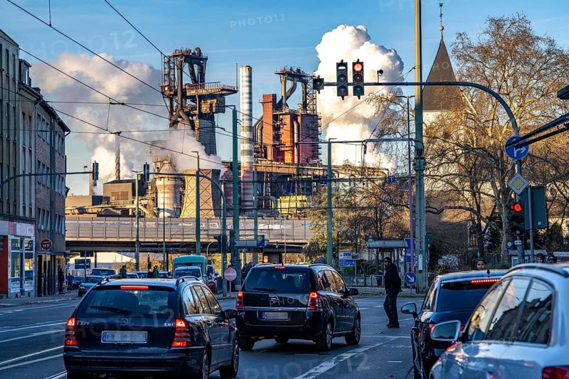 Duisburg steel site, ThyssenKrupp Steel steelworks, blast furnaces 8 and 9, Friedrich-Ebert-Straße in Duisburg Beeck, Protestant Church Beeck, North Rhine-Westphalia, Germany, Europe