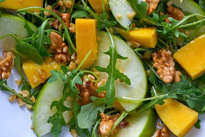 Arugula mango and apple salad healthy for heart