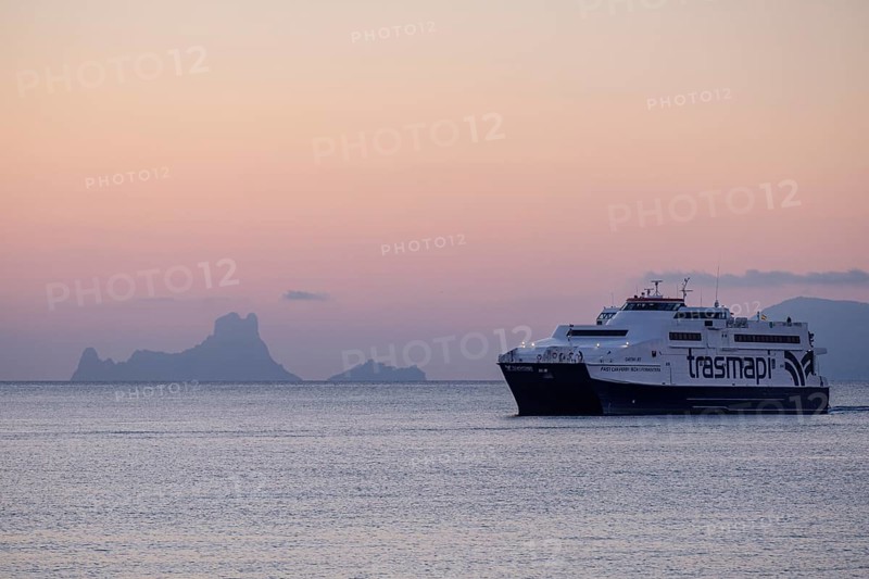Fast boat, La Savina port, Formentera, Pitiusas Islands, Balearic Community, Spain, Europe