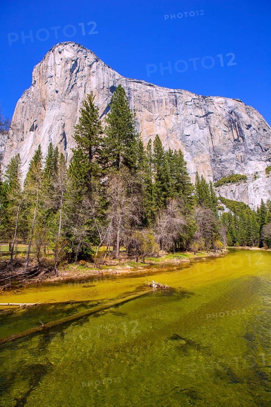 Yosemite Merced River and el Capitan in California National Parks US