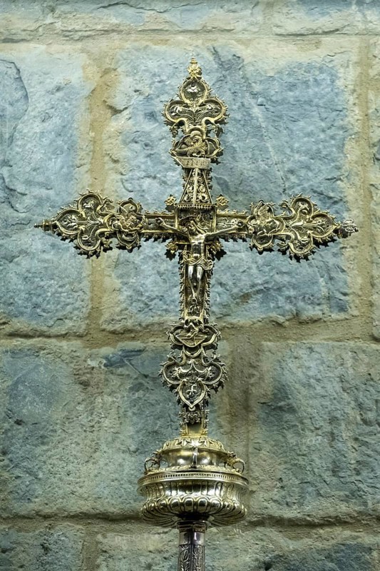 Processional cross, 16th century, gilt silver, comes from the church of San Julian y Basilisa de Bagues, Diocesan Museum of Jaca, Huesca, Spain, Europe