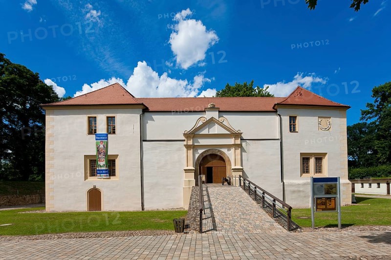 The Senftenberg Castle and Fortress Museum is housed in the Senftenberg Castle building