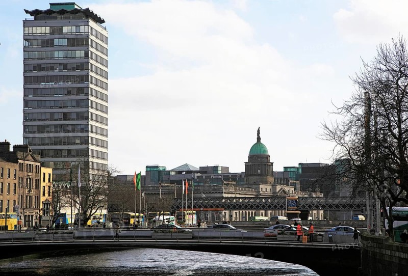 View of River Liffey towards Custom House Quay, Dublin city centre, Ireland, Republic of Ireland, Europe