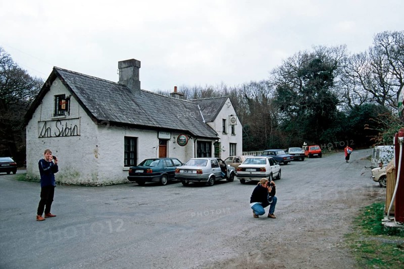 An Sibin Bar, Lauragh, Ring of Beara, County Kerry, Republic of Ireland, April 1996, vintage, retro, old, historic