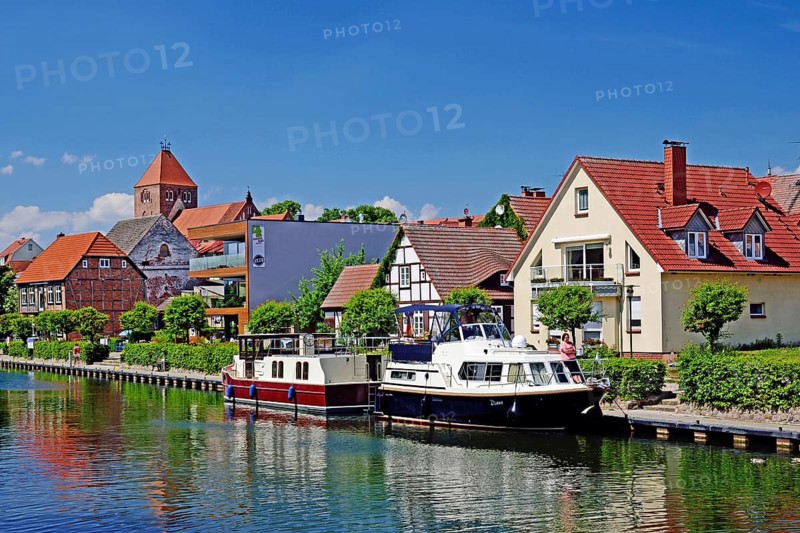 Europe, Germany, Mecklenburg-Western Pomerania, Plau am See, Lake Plau, Elde-Müritz waterway, living by the water, Plau am See, Mecklenburg-Western Pomerania, Germany, Europe