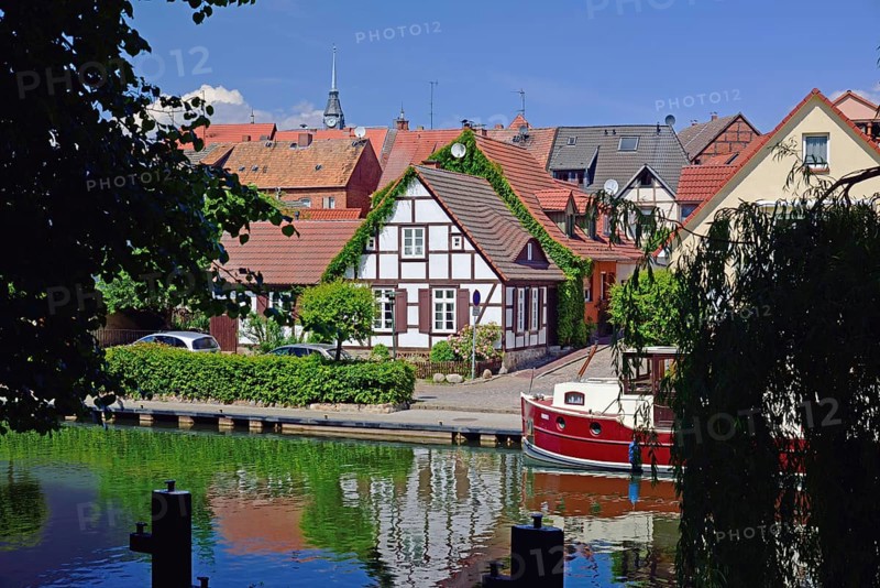 Europe, Germany, Mecklenburg-Western Pomerania, Plau am See, Lake Plau, Elde-Müritz waterway, living by the water, Plau am See, Mecklenburg-Western Pomerania, Germany, Europe