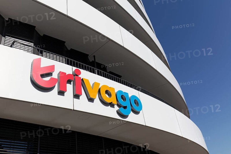 Headquarters of the hotel search engine trivago, lettering on the building, Düsseldorf Media Harbour, Düsseldorf, North Rhine-Westphalia, Germany, Europe