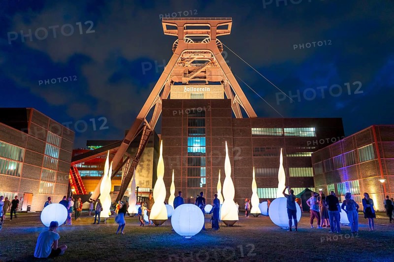 Extraschicht, Night of Industrial Culture, music, action, attractions, culture, art, show at 43 venues in 23 cities, at former industrial sites in the Ruhr area, here light installations at the Zollverein Coal Mine Industrial Complex, Shaft XII, in Essen North Rhine-Westphalia, Germany, Europe