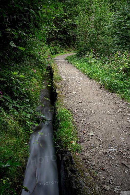 Hiking trail, Schenner Waalweg, Neuwaal, stream, long exposure, Schenna, Scena, South Tyrol, Autonomous Province of Bolzano, Italy, Europe