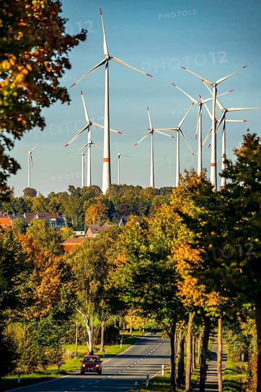 Wind farm near Lichtenau, federal road B68, wind turbines, autumn, North Rhine-Westphalia, Germany, Europe