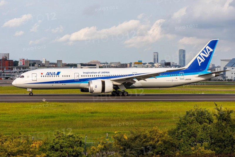 An ANA All Nippon Airways Boeing 787-9 Dreamliner aircraft with registration number JA833A at Itami Airport (ITM) in Osaka, Japan, Asia
