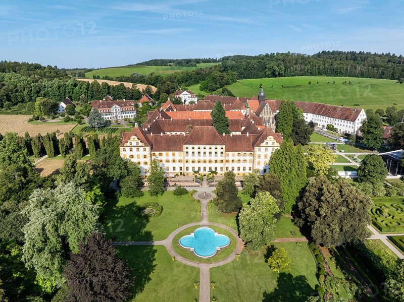 Salem Castle school and boarding school, former imperial abbey, museum, concert grounds, former monastery of the Cistercian order, aerial view, Lake Constance district, Linzgau, Baden-Württemberg, Germany, Europe