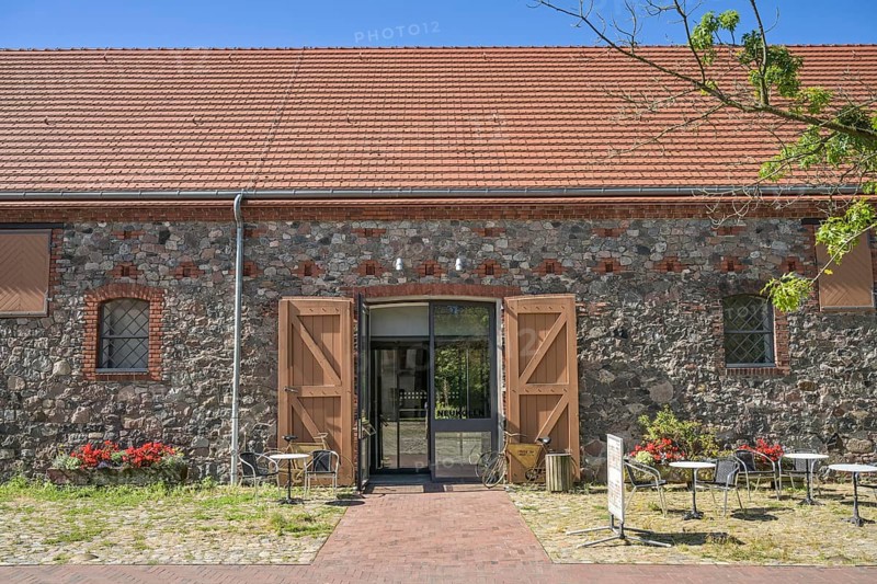 Farm building, museum, estate at Britzer Schloss, Alt-Britz, Neukölln, Berlin, Germany, Europe