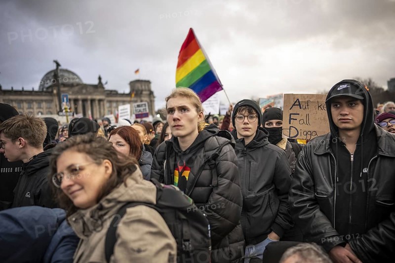 150, 000 people gather around the Bundestag in Berlin to build a human wall against the shift to the right in society. We are the firewall chanted demonstrators from a wide range of social groups. Recordings on 03.02.2024 in Berlin