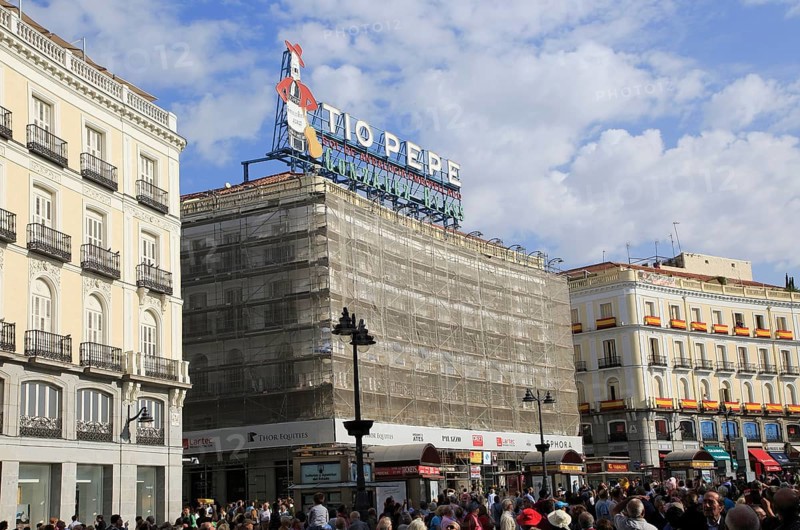 Tio Pepe sign, Gonzalez Byass sherry, Plaza de la Puerta del Sol, Madrid city centre, Spain, Europe