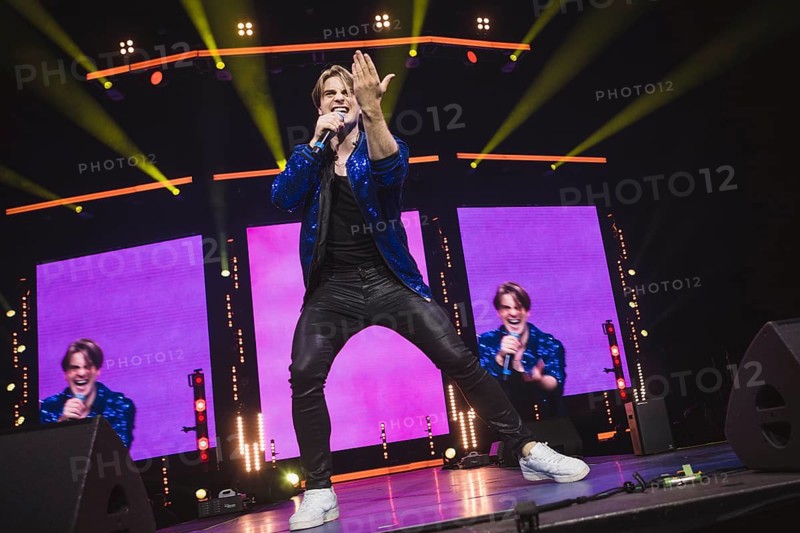 Vincent Groß at the Schlagernacht des Jahres live on Das Original Tour in the Berlin Uber Arena on 16 November 2024