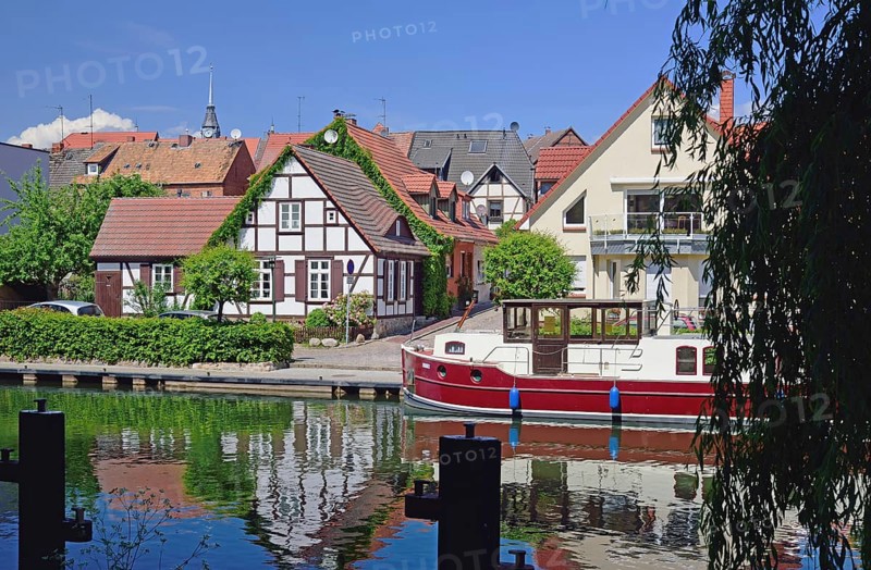 Europe, Germany, Mecklenburg-Western Pomerania, Plau am See, Lake Plau, Elde-Müritz waterway, living by the water, Plau am See, Mecklenburg-Western Pomerania, Germany, Europe